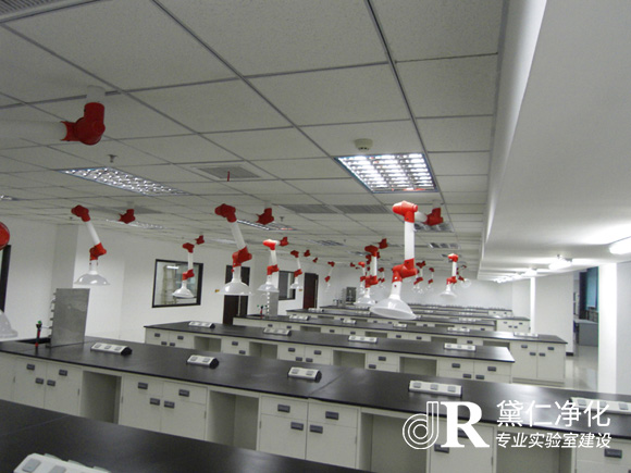 上海制藥公司藥物(wù)研發實驗室裝修施工(gōng)案例